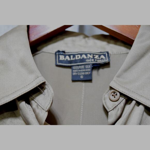 Baldanza Pure Silk Button-Up Shirt in Champagne Gold – Size 6 - Picture 3 of 4